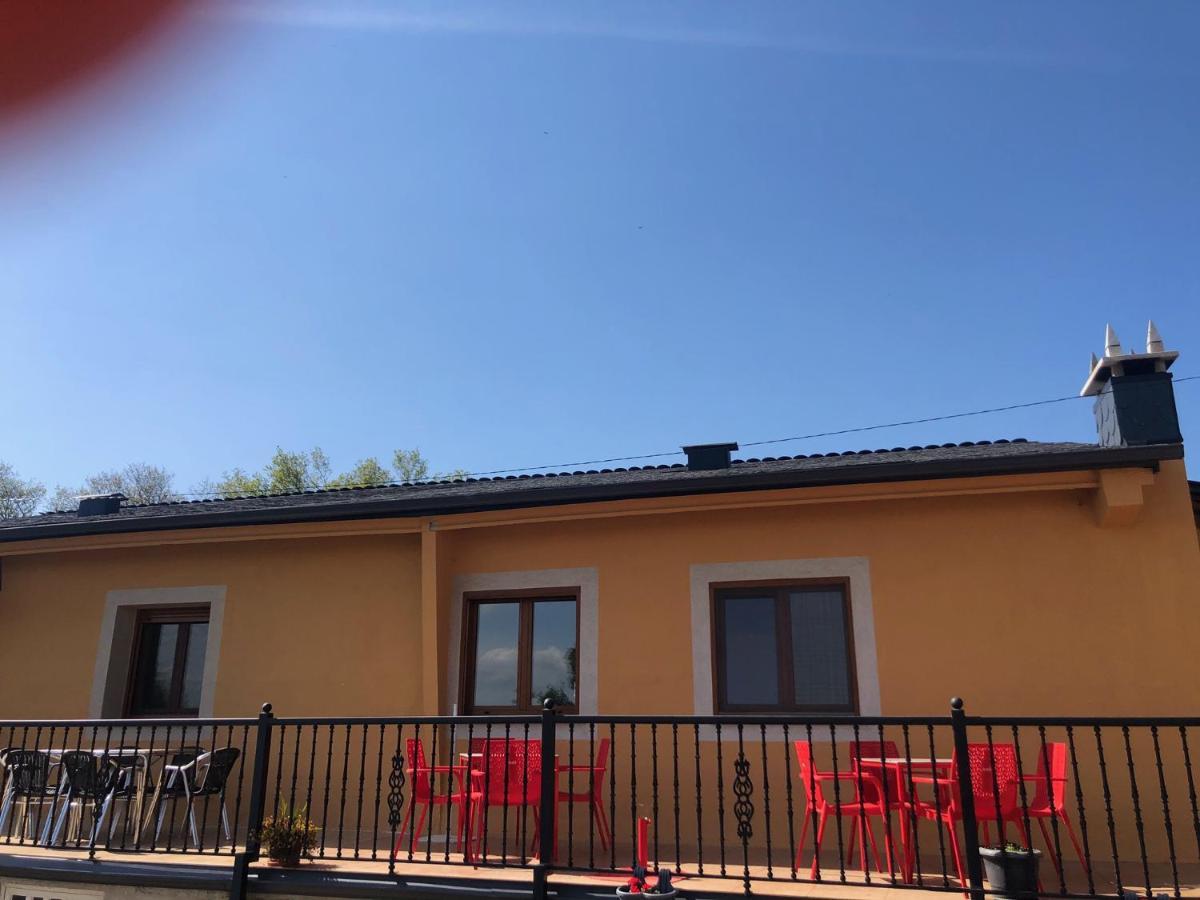 Albergue O Cruceiro Salgueiros Екстер'єр фото